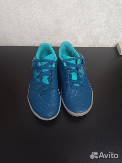 Детские футбольные бутсы 28 размер Decathlon