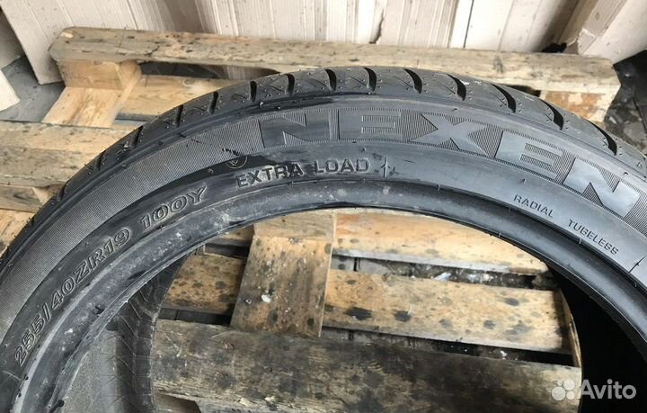 Nexen N8000 255/40 R19 100Y