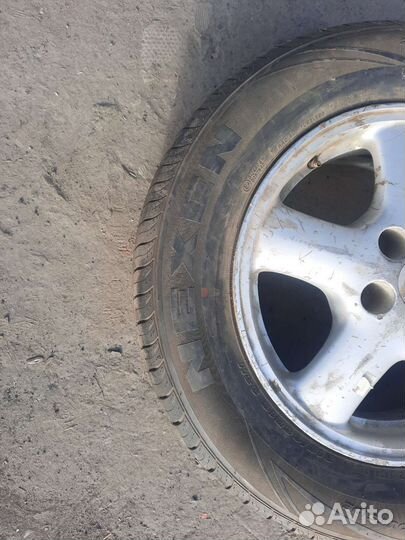 Accelera 651 215/65 R16