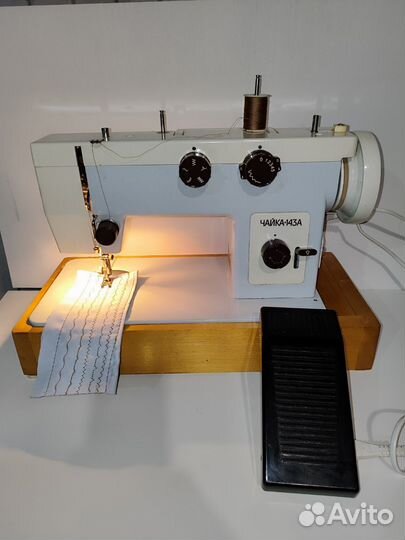 Швейная машинка Чайка 143 А