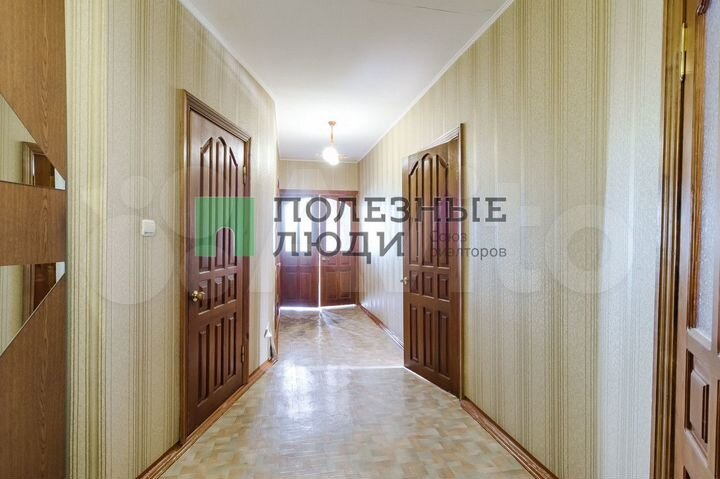 2-к. квартира, 87,7 м², 3/6 эт.