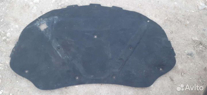 Шумка капота