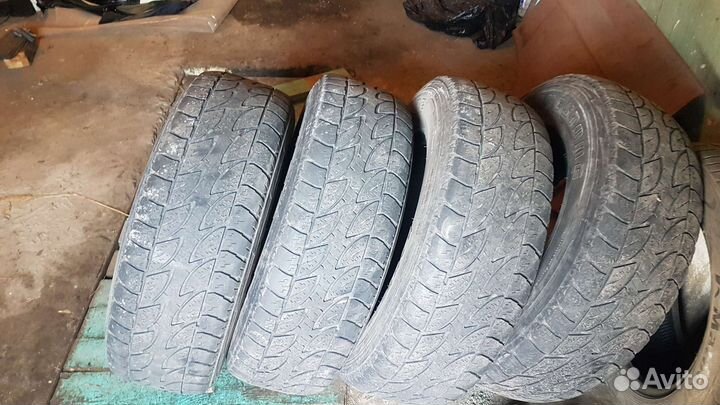 Bridgestone Dueler A/T 235/70 R16