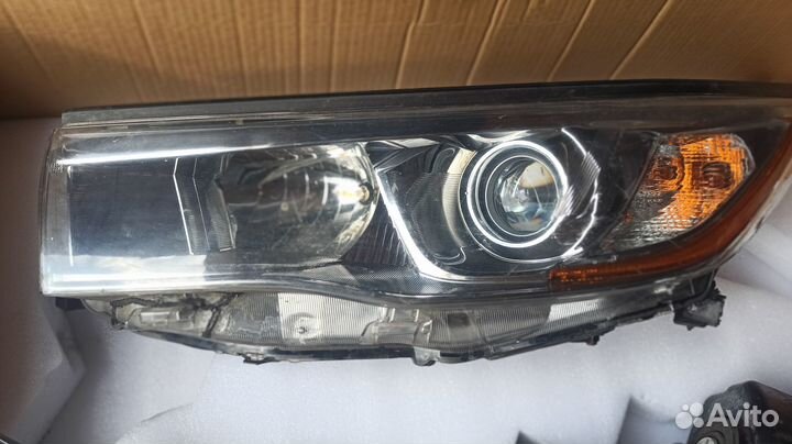 Led Фара для Toyota Highlander u50