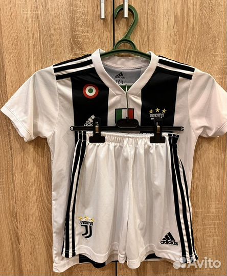 Детская футбольная форма роналду