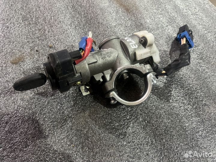 Замок зажигания Hyundai Elantra HD