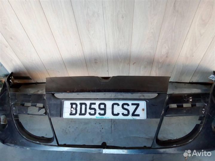 Бампер передний Renault Megane