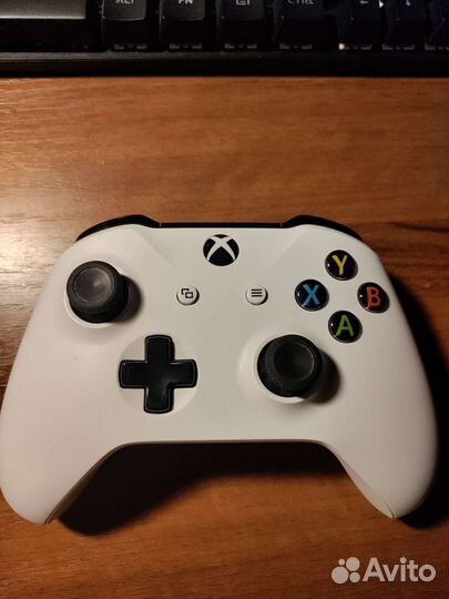 Геймпад Xbox One