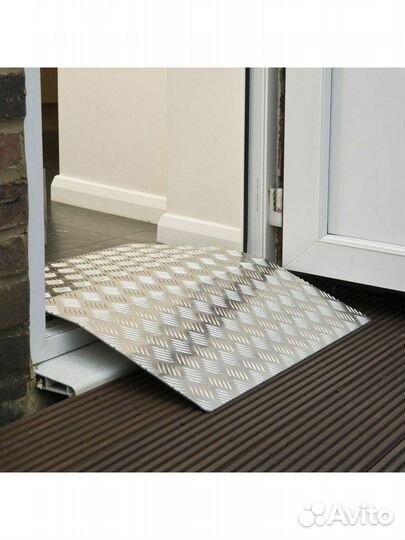 Пандус перекатной для колясок 68х75 см (алюминий)