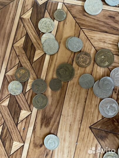 Бумажные деньги СССР, монеты