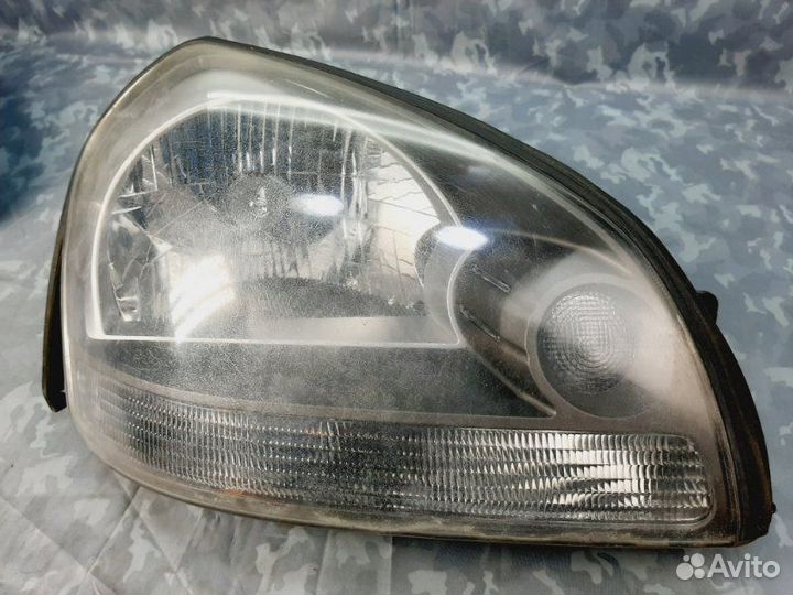 Фара передняя правая Hyundai Tucson 2004-2009