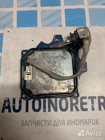 Блок розжига ксенона Toyota 85967-52011