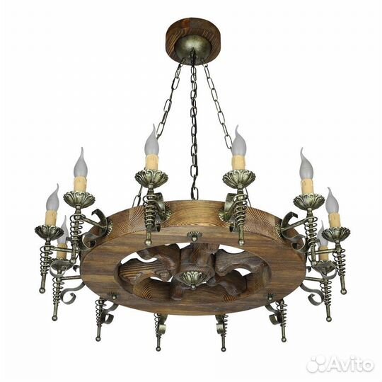 Люстра колесо от телеги с элементами ковки