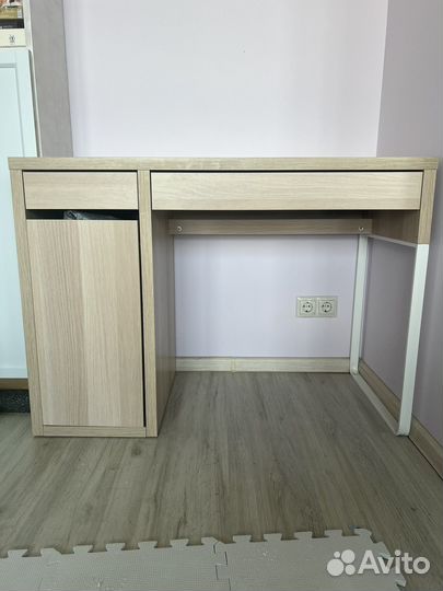 Рабочий стол IKEA micke