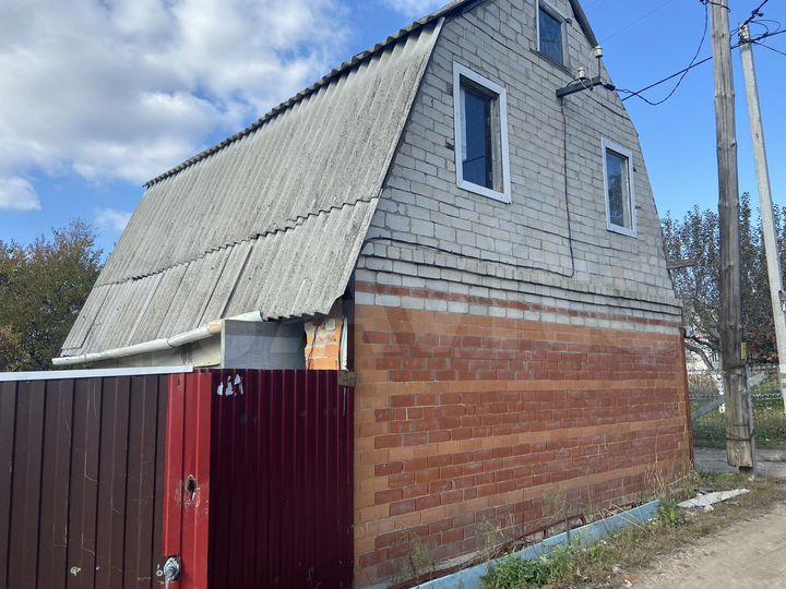 Дача 20 м² на участке 5 сот.