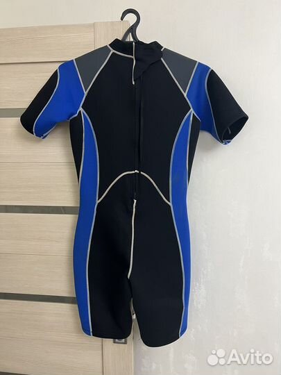 Гидрокостюм для вейкборда