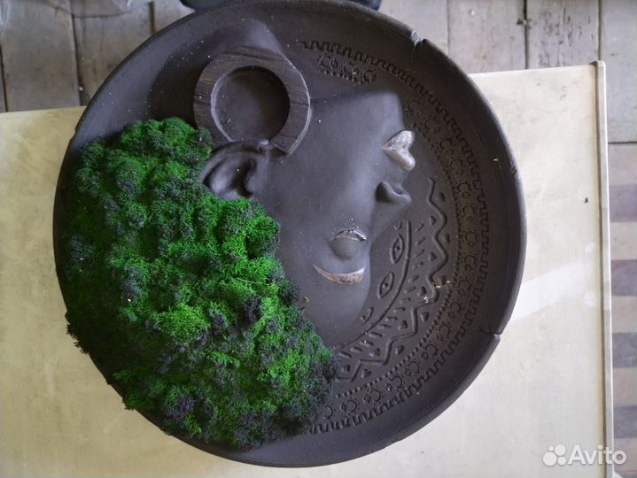 Декор на стену