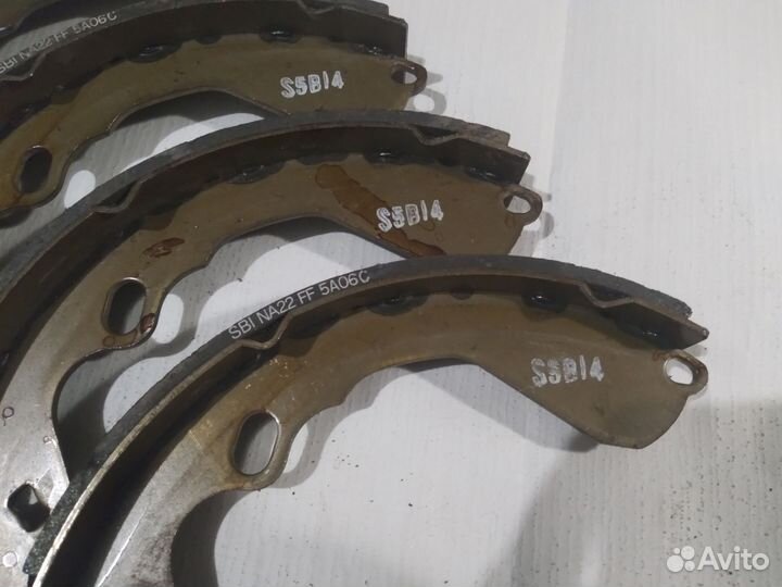 Тормозные колодки задние