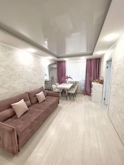 2-к. квартира, 47 м², 2/5 эт.