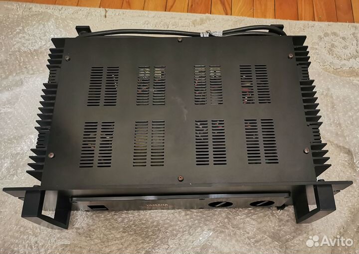 Мощник Yamaha pc1002