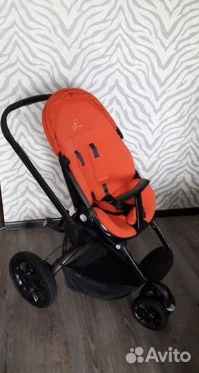 Коляска quinny moodd