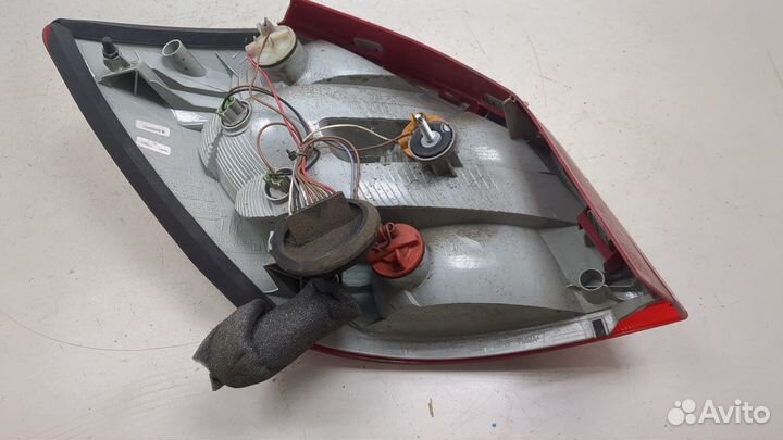 Фонарь (задний) правый Skoda Fabia