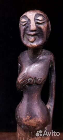 Старинная бронзовая статуэтка беременной женщины