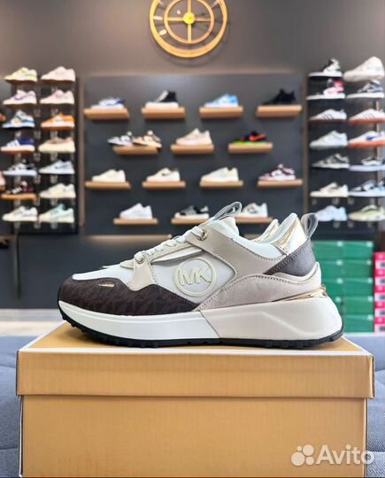 Кроссовки натуральная кожа