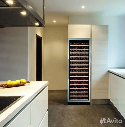 Винный шкаф. Холодильник для вина