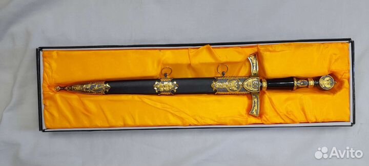 Сувенирный меч