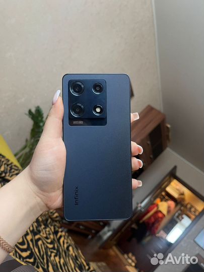 Infinix NOTE 30 Pro, 8/256 ГБ