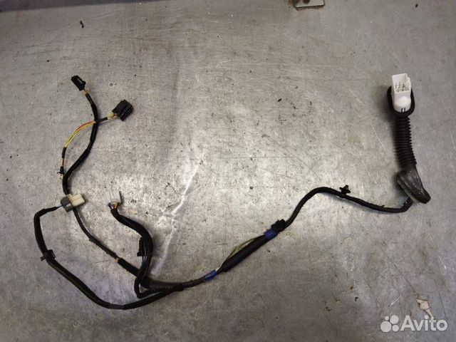 Проводка двери задняя левая Kia Sorento D4CB 2.5