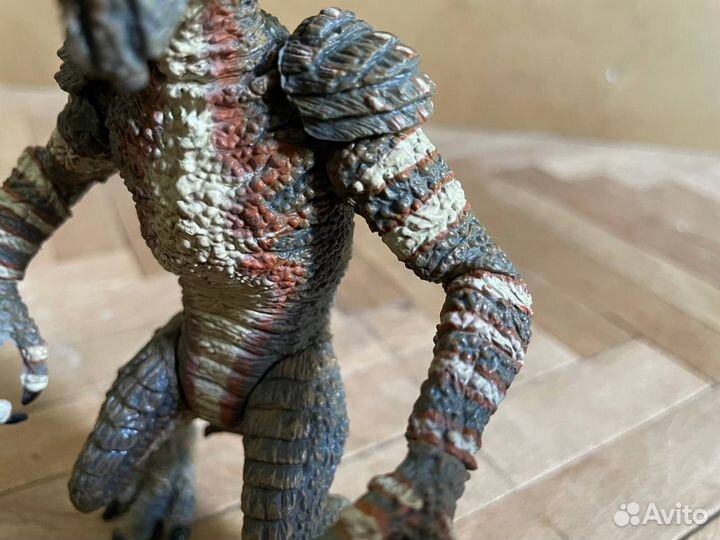 Редкая фигурка Gremlin Stripe