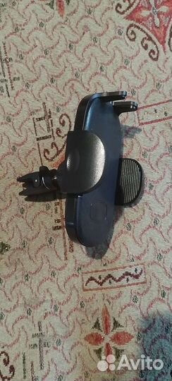 Держатель для телефона в машину