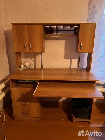 Компьютерный стол бу