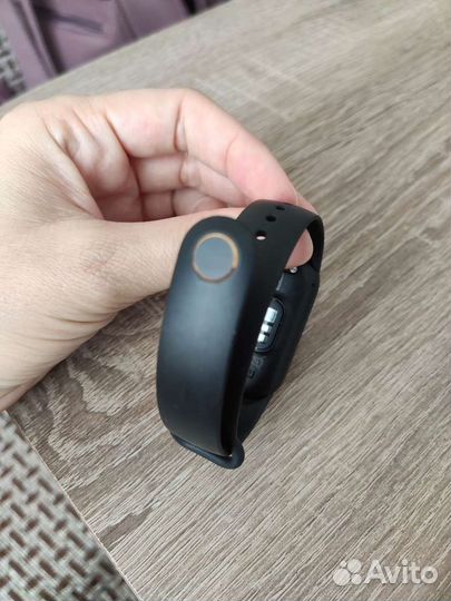 Фитнес браслет Xiaomi Mi Band 6