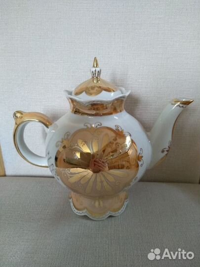 Кисловодский фарфор: чайник, собачки