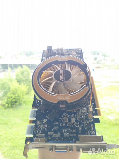 Видеокарта 1Gb