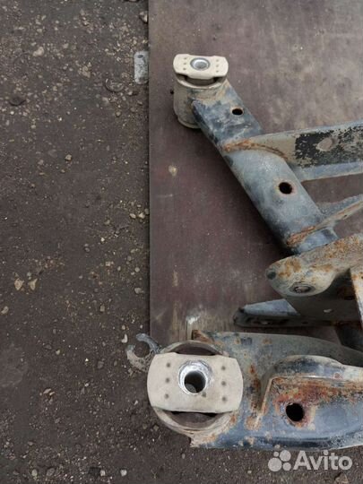 Подрамник задний VW Tiguan 1