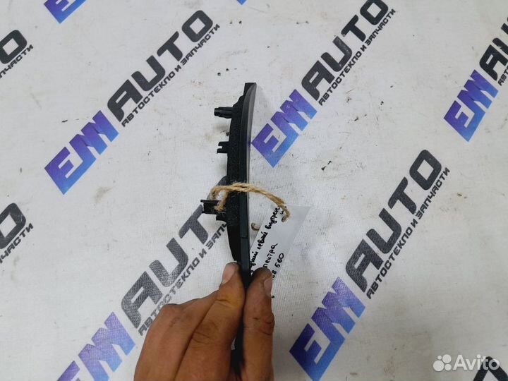 Уголок двери задней левой внутренний Киа Спектра