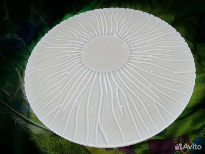 Светодиодная люстра 72 Ватта с пультом ду