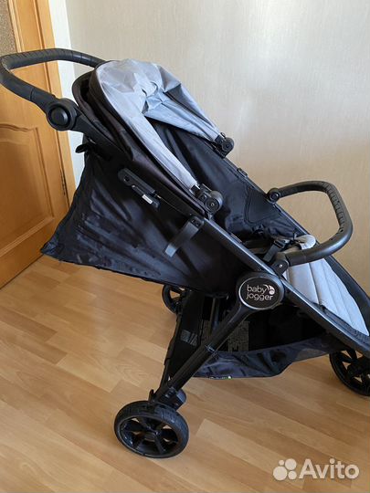 Коляска Baby Jogger city mini GT2