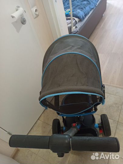 Трехколесный велосипед с родительской ручко й