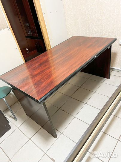 Стол письменный, Офисная мебель