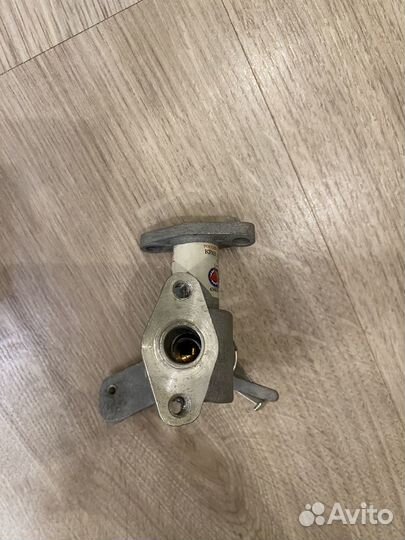 Кран управления отопителем - ваз арт. 21018101150