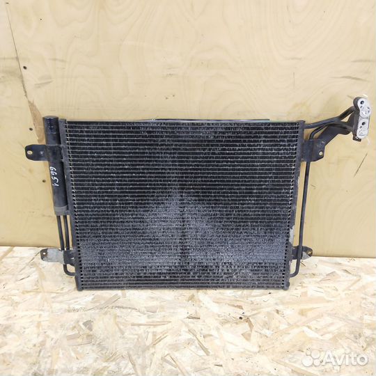 Volkswagen Tiguan 1 - Радиатор кондиционера
