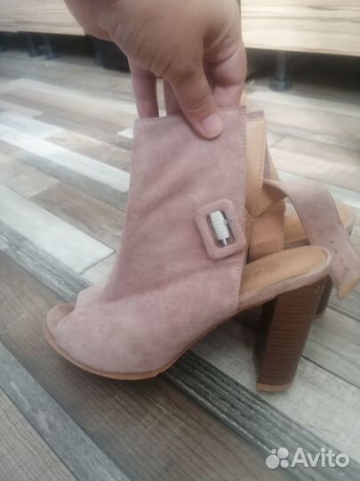 Женские вещи