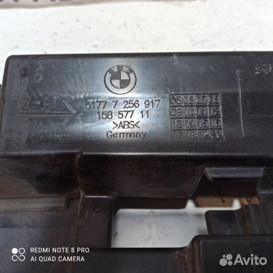 Кронштейн F30