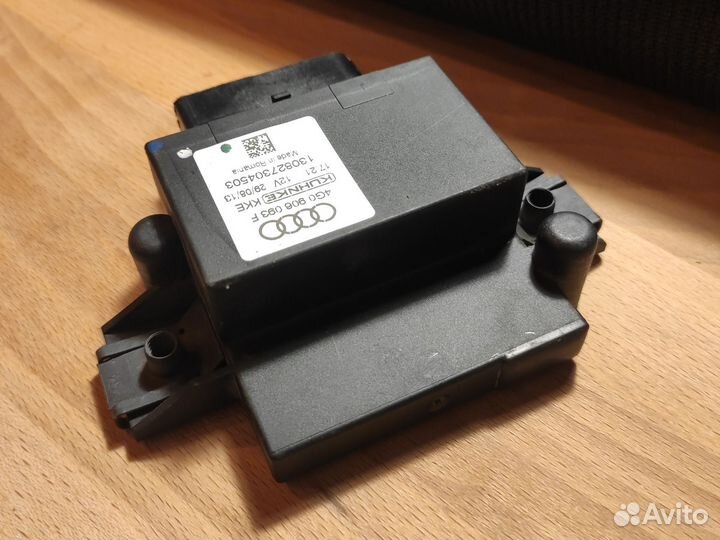 Блок бензонасоса Audi A4, VAG