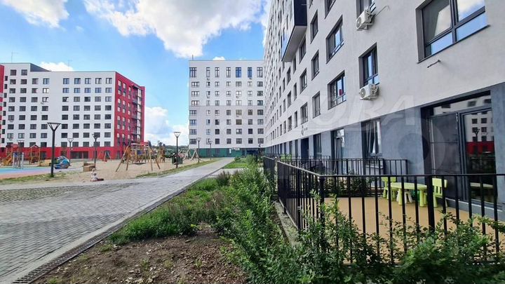 2-к. квартира, 71,3 м², 4/10 эт.